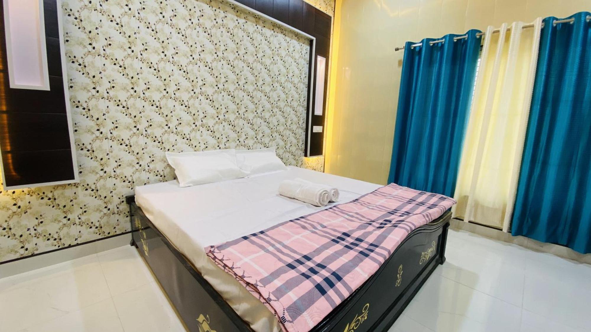 Mandir Saket Bhawan Hotel Ayodhya Ngoại thất bức ảnh