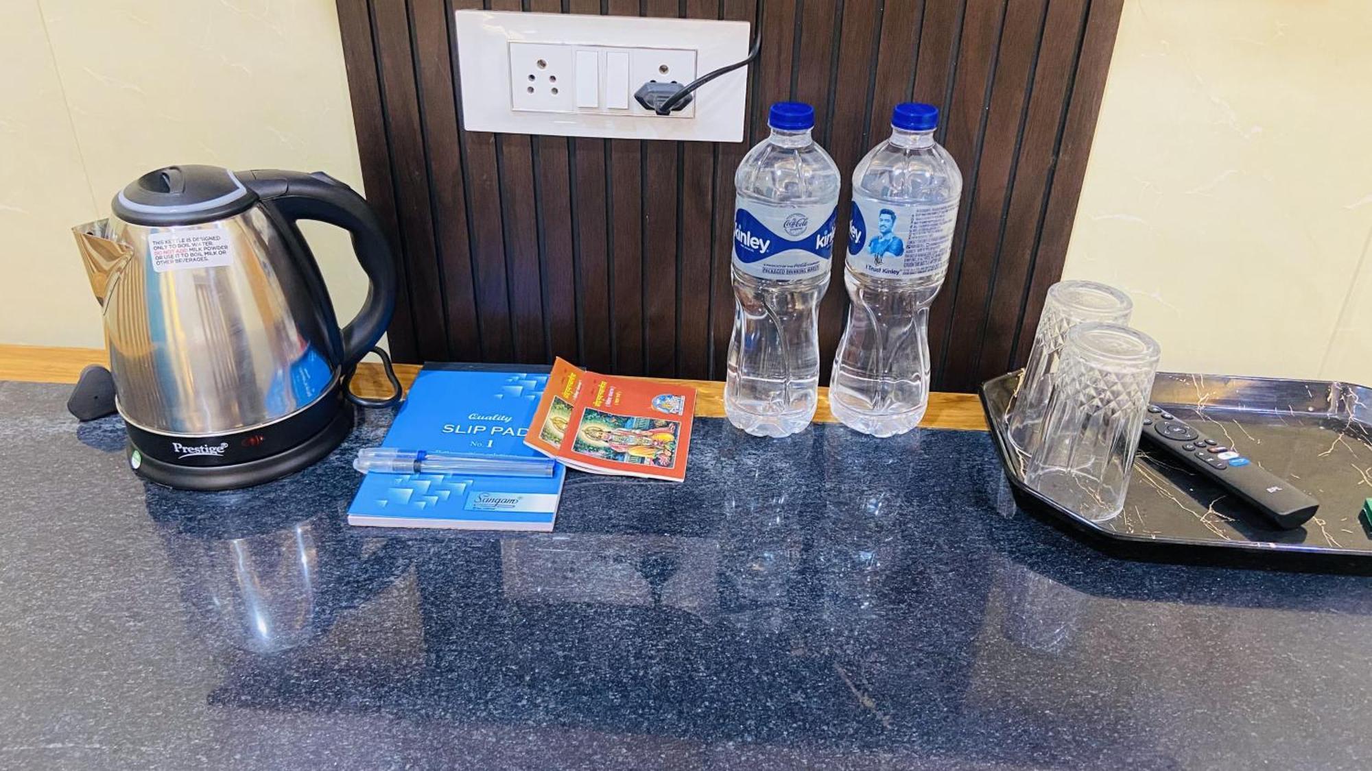 Mandir Saket Bhawan Hotel Ayodhya Ngoại thất bức ảnh