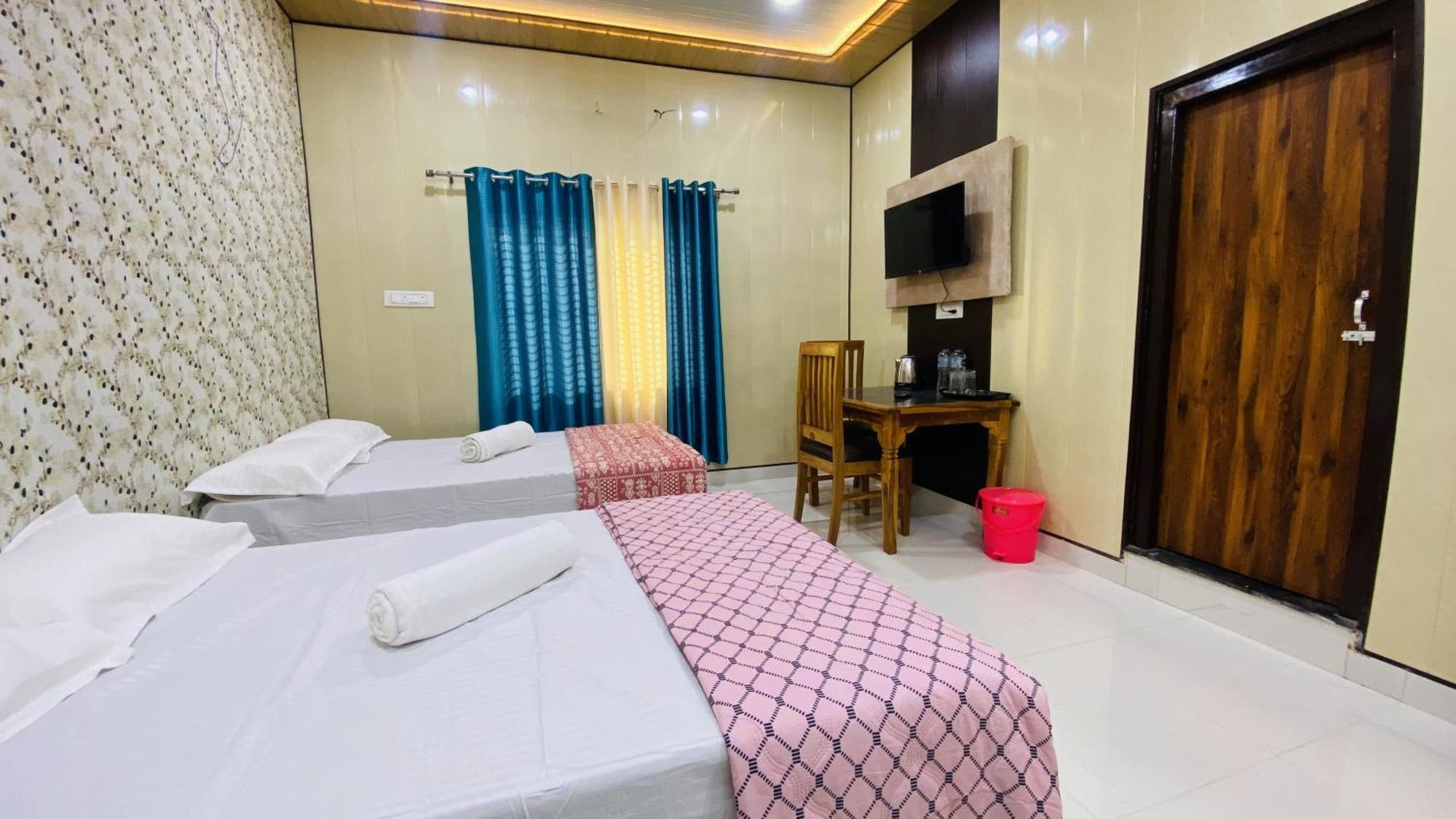 Mandir Saket Bhawan Hotel Ayodhya Ngoại thất bức ảnh