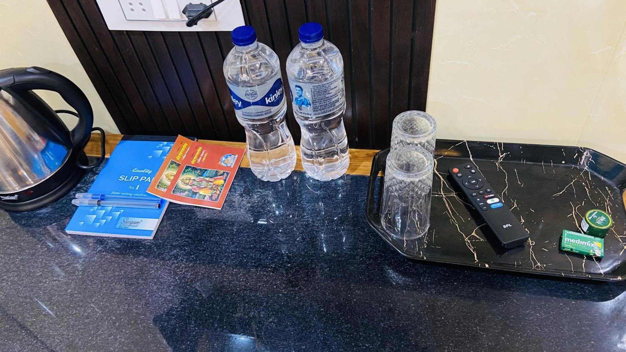 Mandir Saket Bhawan Hotel Ayodhya Ngoại thất bức ảnh