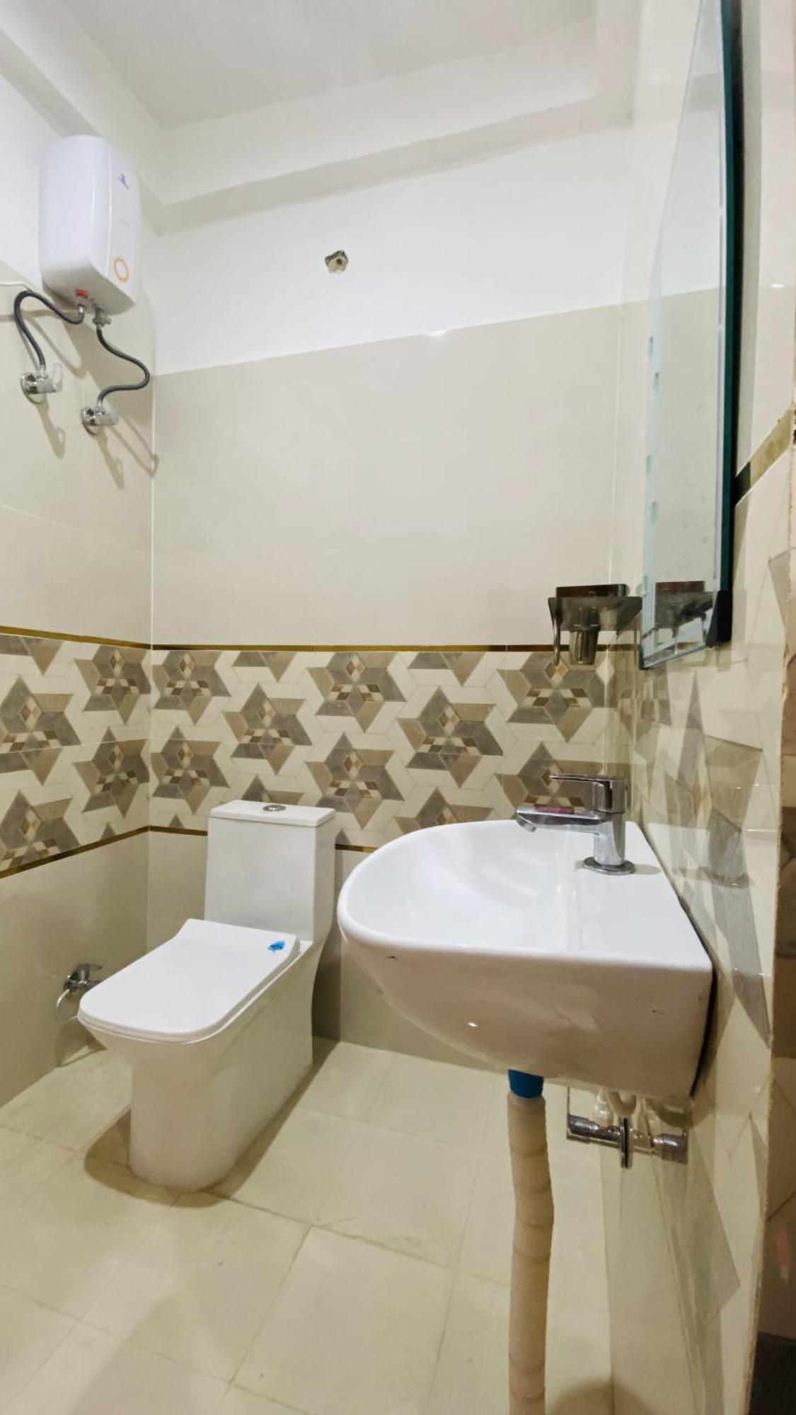 Mandir Saket Bhawan Hotel Ayodhya Ngoại thất bức ảnh